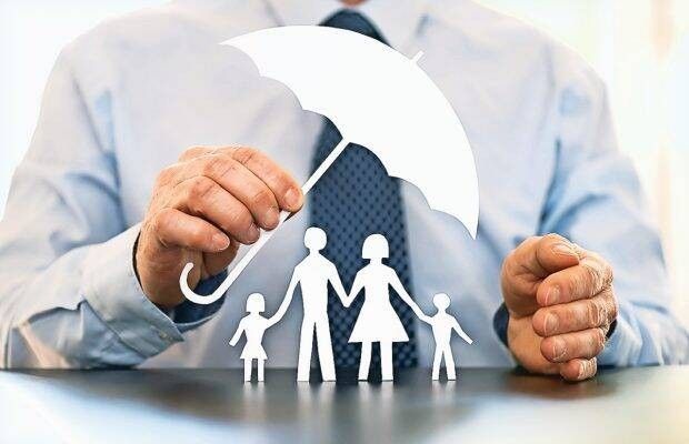 SWOT Analysis of Max Financial Services