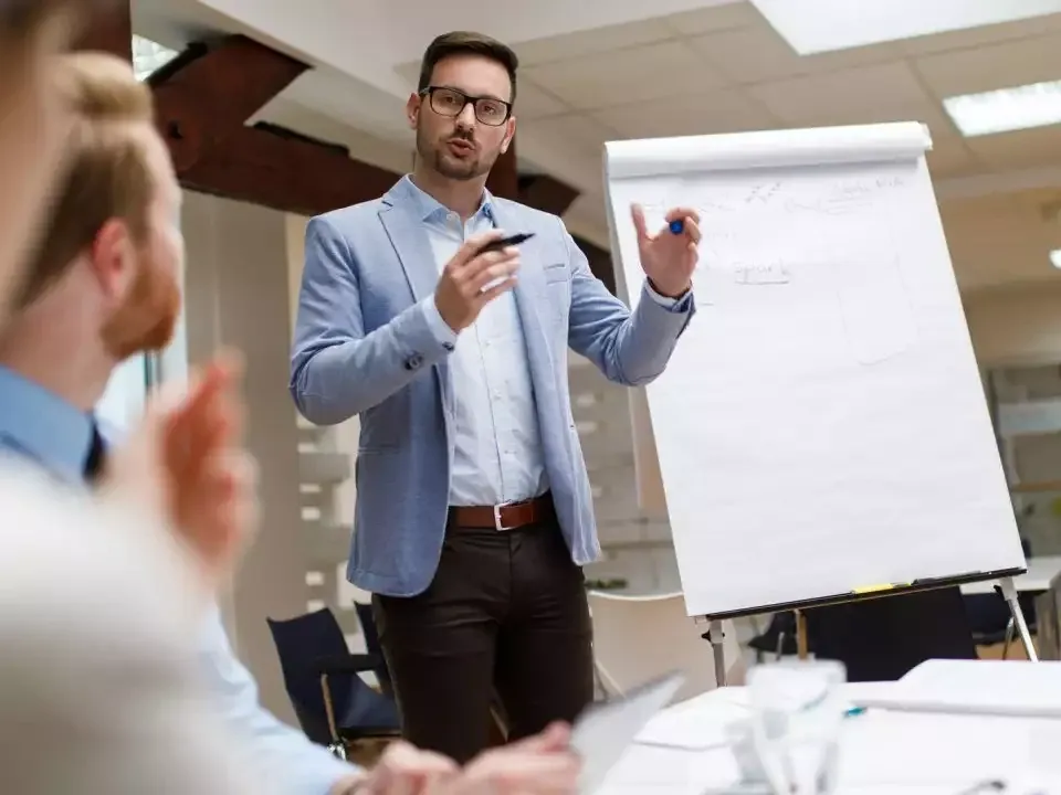 how to start an online business - business model