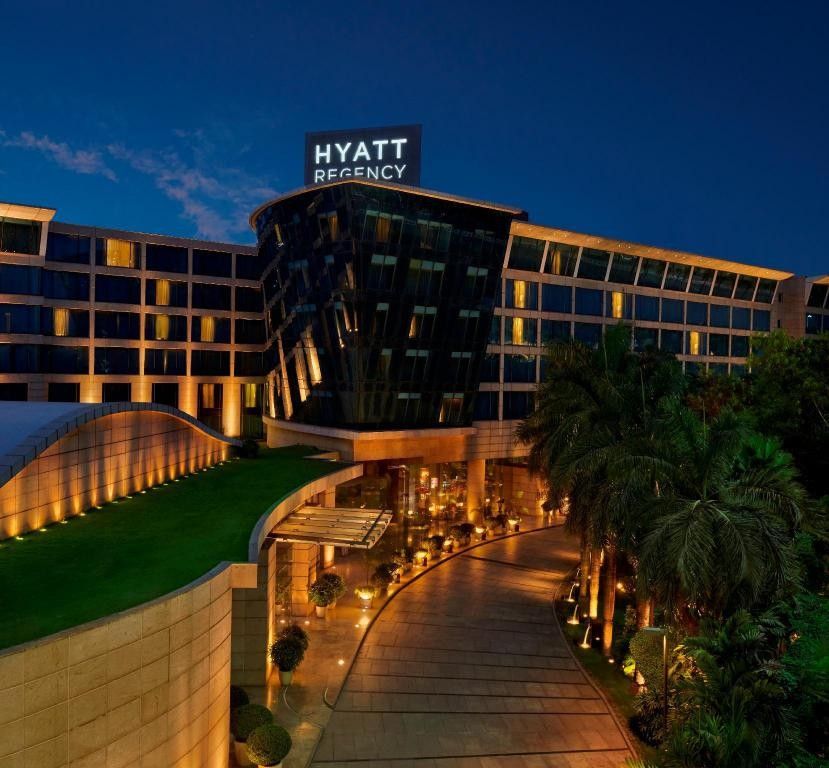 SWOT Analysis of Hyatt