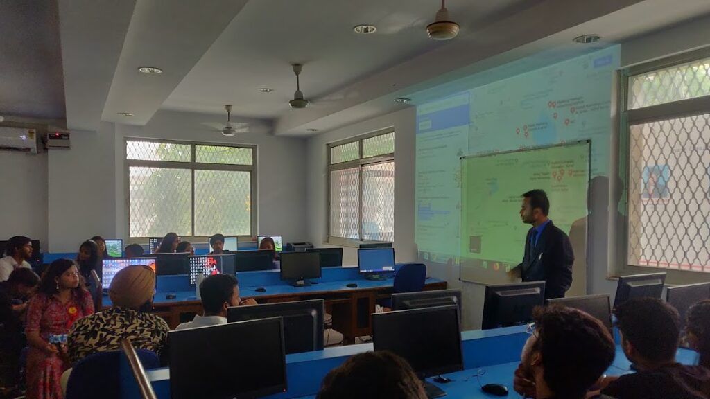 Digital marketing courses in Mathura - Being Topper Culture