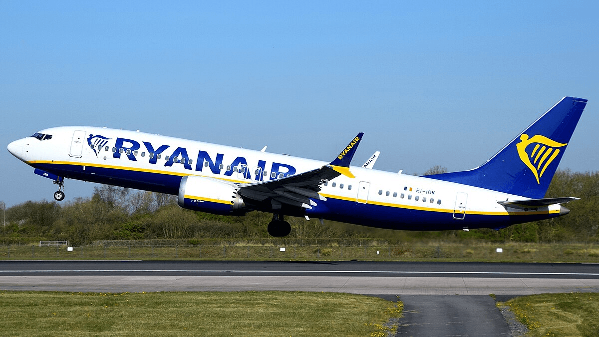 ryanair aircraft