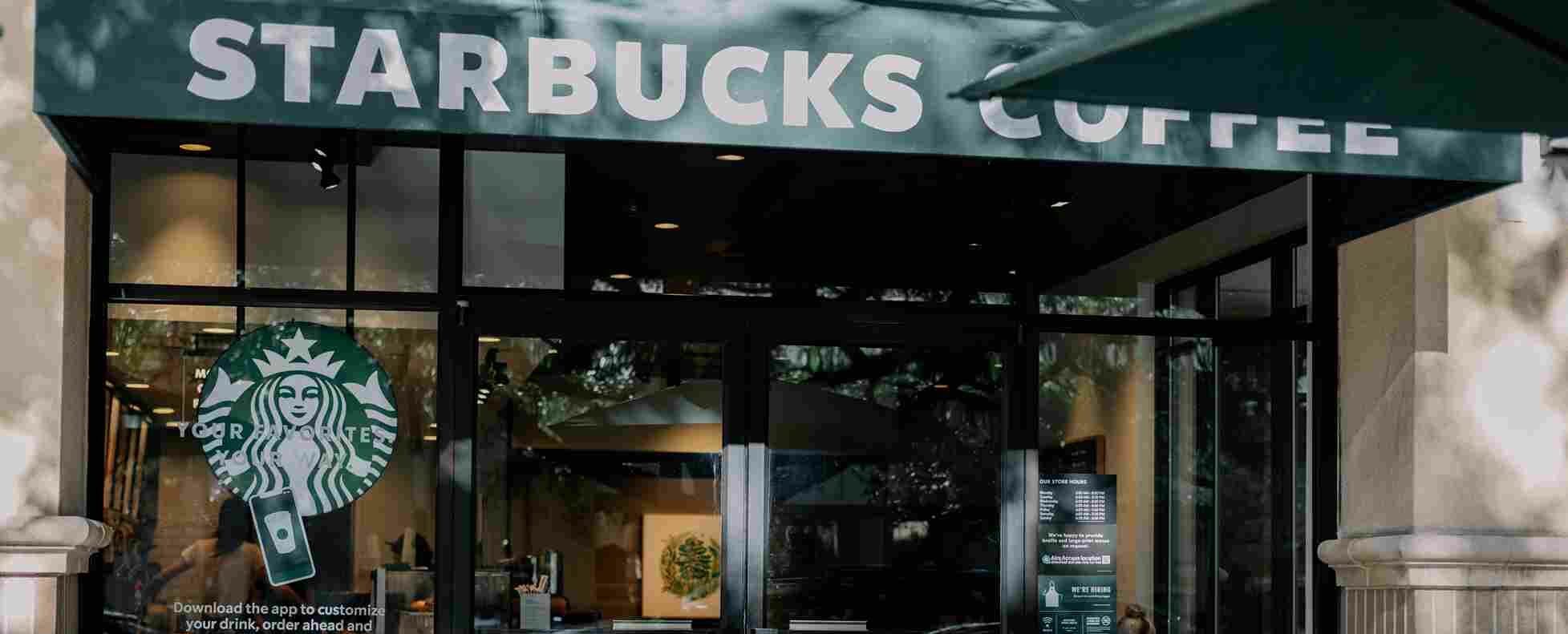 Business Model of Starbucks - Starbucks Cafe