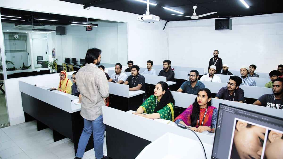 Digital Marketing Courses in Khulna - Creative IT Institute Culture