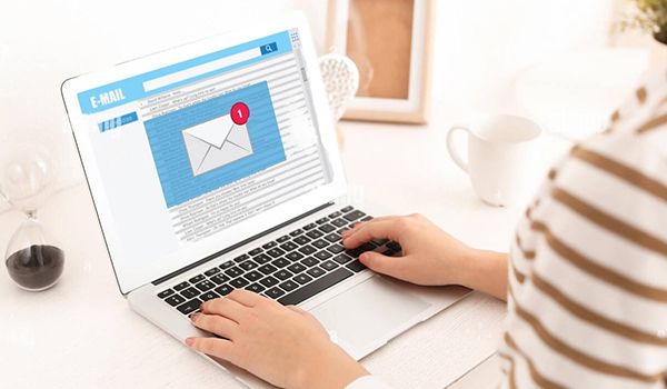 digital marketing salary in Dubai - Email Marketing Image