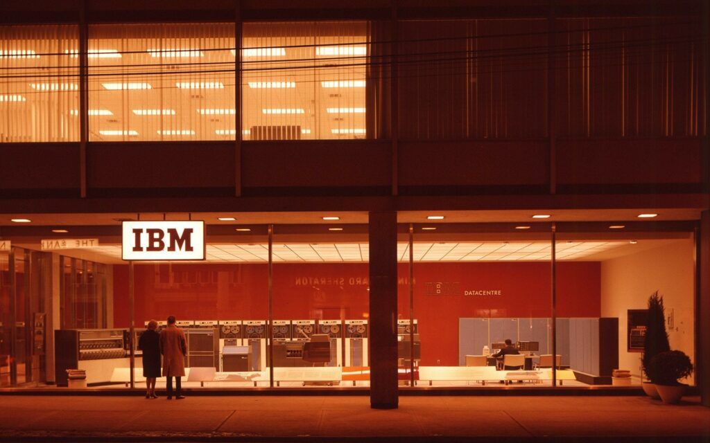 IBM office | Marketing Mix of IBM | IIDE