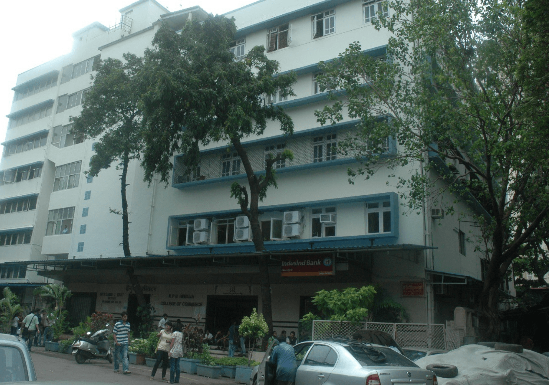 kpb hinduja college campus