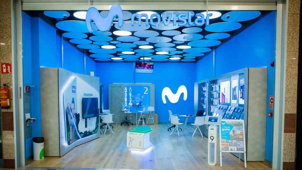 SWOT Analysis of Movistar - Movistar Store